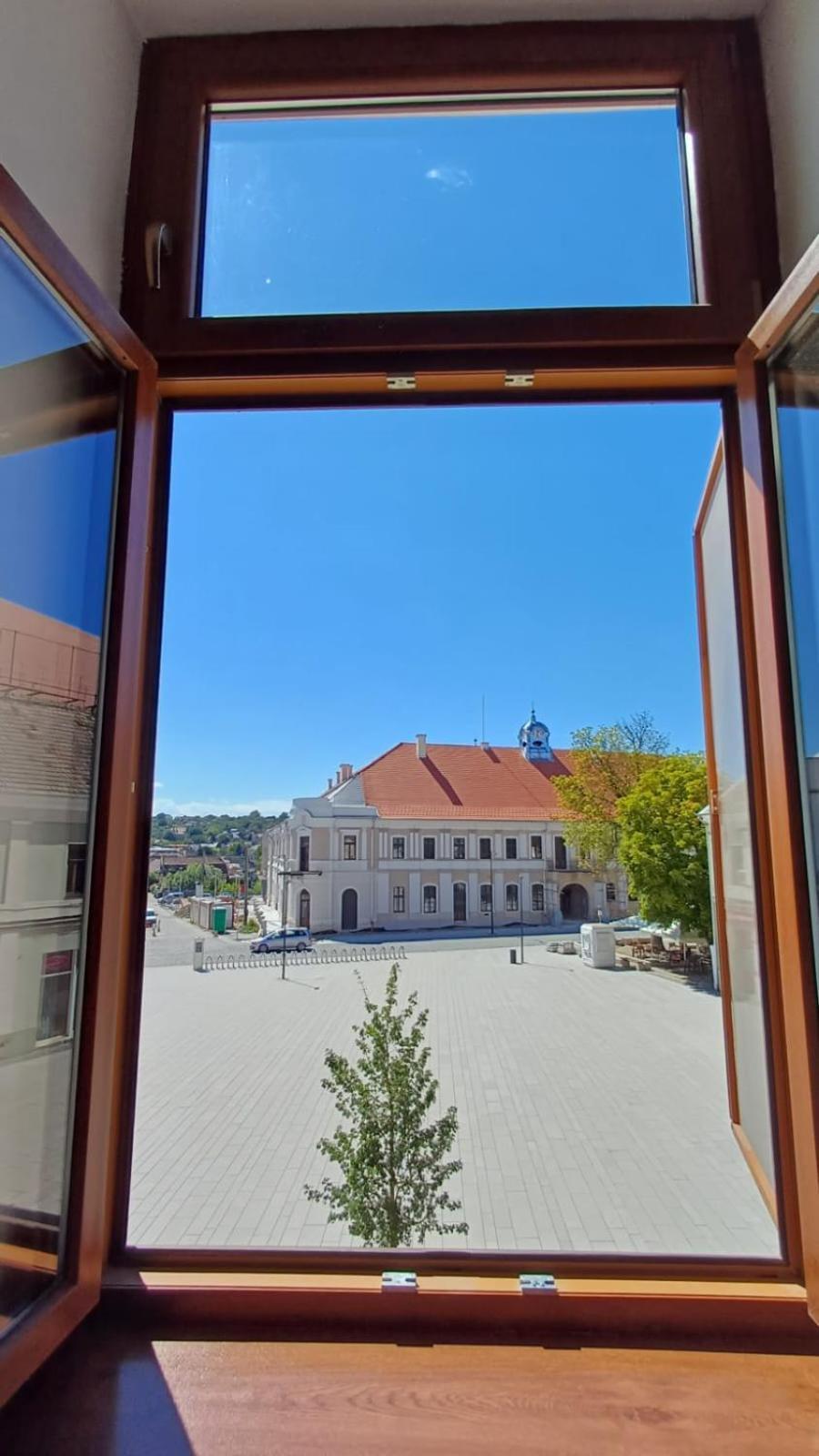 Apartament Stefan Lägenhet Turda Exteriör bild